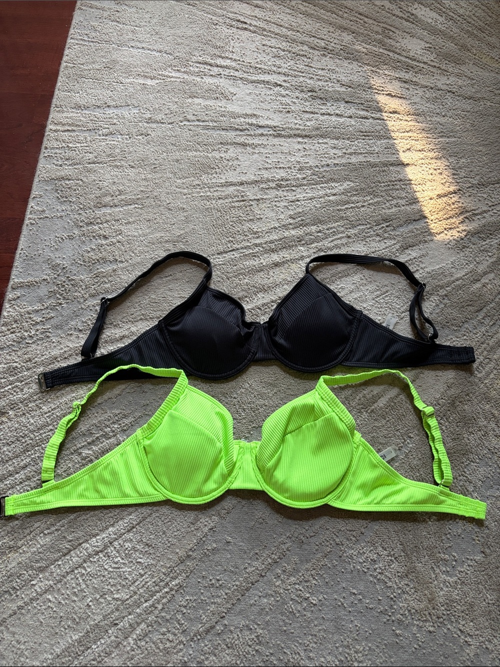 Neon Green & Black Ribbed Underwire Bikinis- Set of 2 size medium